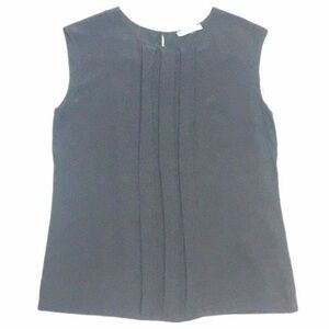 UEC Tinley Road black sleeveless blouse, medium